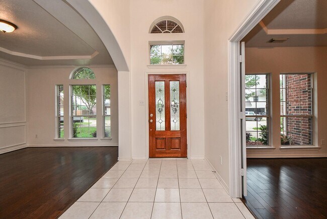 Photo - 16610 Lost Mill Ln