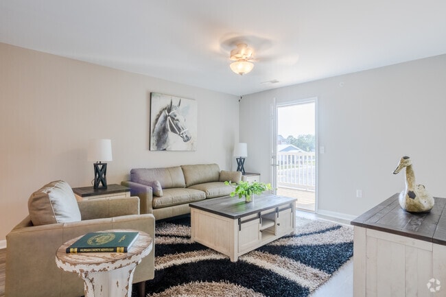 2BR, 2BA - 1,215 SF - Living Room - Crestwood Commons