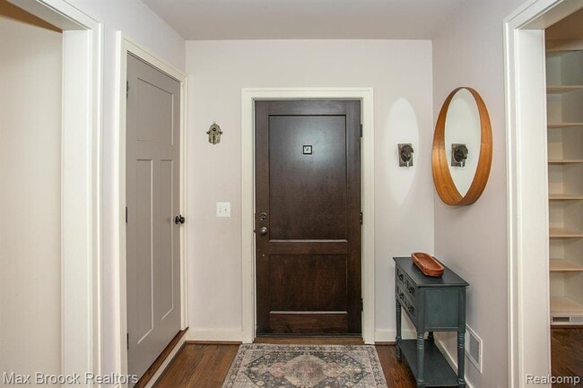 Photo - 26387 Dundee Rd