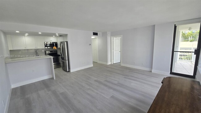 Photo - 1440 Brickell Bay Dr Condo Unit 909