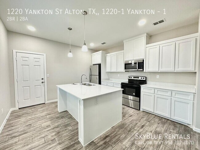 Photo - 1220 S Yankton St Unit 1