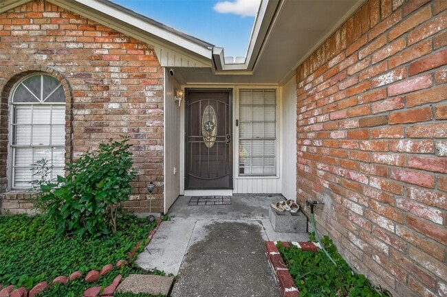 Photo - 12006 New Brunswick Dr