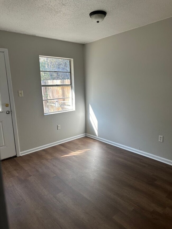 Photo - Newly updated pet friendly 3 bedroom duplex.