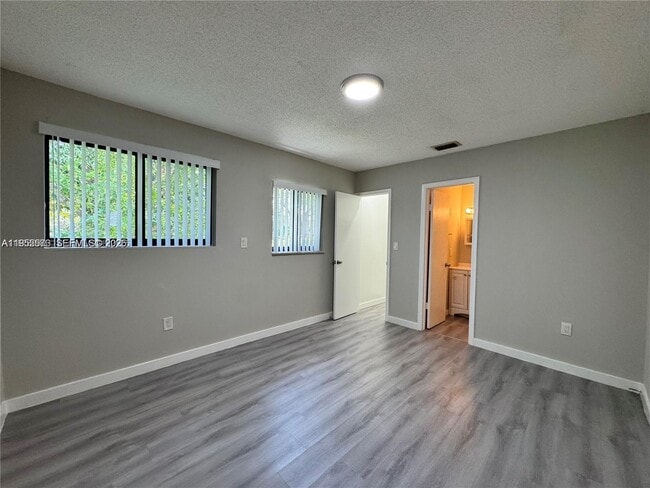 Photo - 2237 Taylor St Unit 2