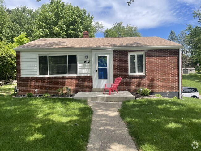 Building Photo - 9312 Highland Rd Rental