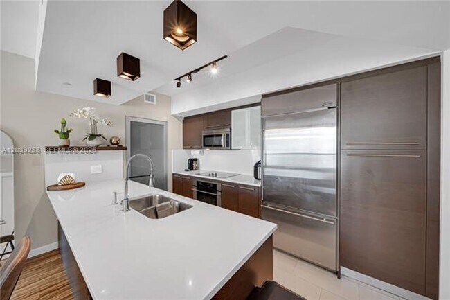 Photo - 55 SE 6th St Unit 55 SE 6th St # 1803