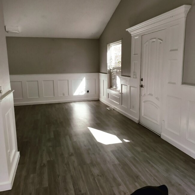 Photo - 4921 S Rifle Ct