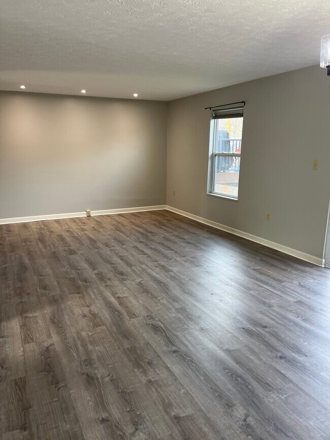 Photo - 312 Wildflower Ct