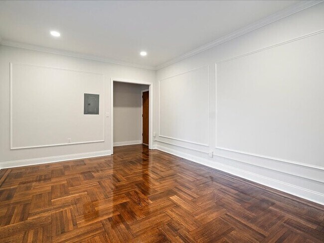 Photo - 85 Van Reypen Street Apts