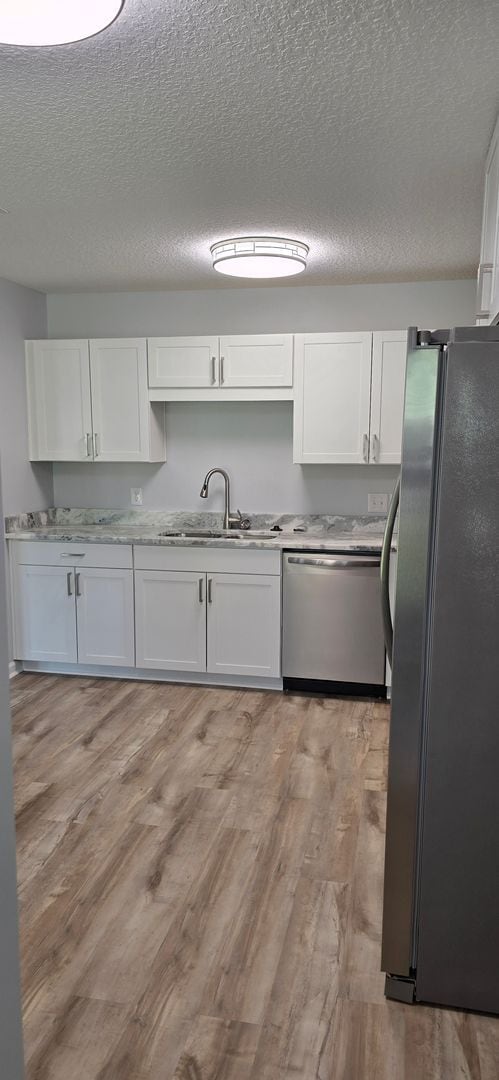 Photo - FOR RENT