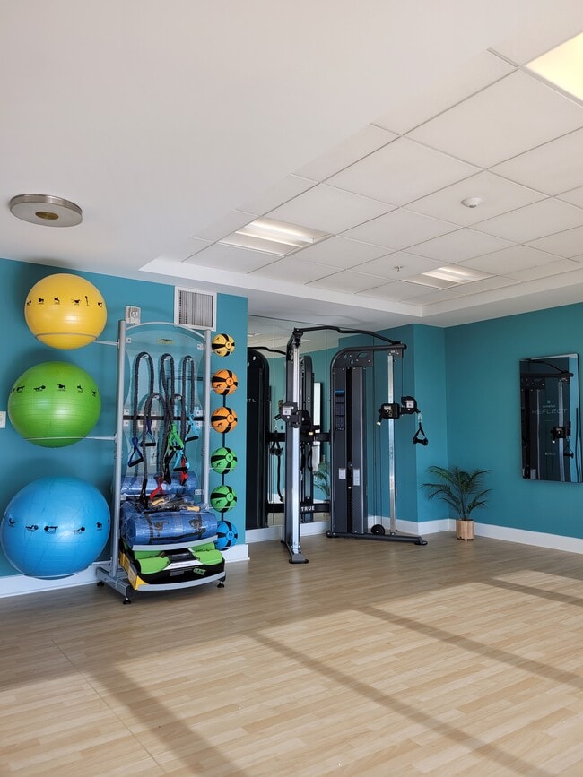 929, Johns Hopkins Affiliated Housing Apartments Johns Hopkins