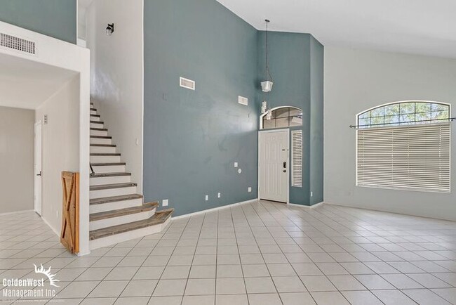 Photo - Luxurious 4Bdm 2.5Ba Home with Expansive Backyard in Mesa