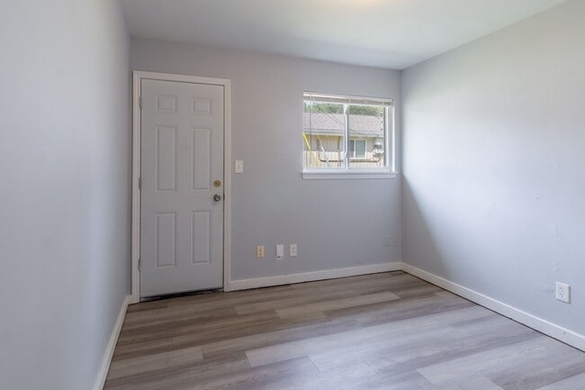 One Forty Flats