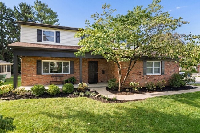 1701 Moreland Dr