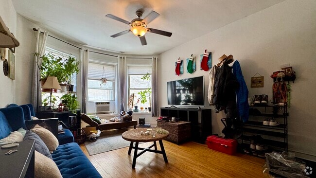 Building Photo - 2023 N Humboldt Blvd Rental