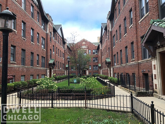 Photo - 2648 N Spaulding Ave Unit 1