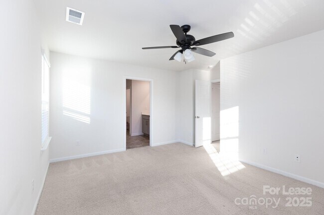 Photo - 2125 Allium Dr