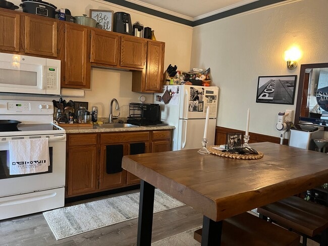 39 Pleasant St Unit 17
