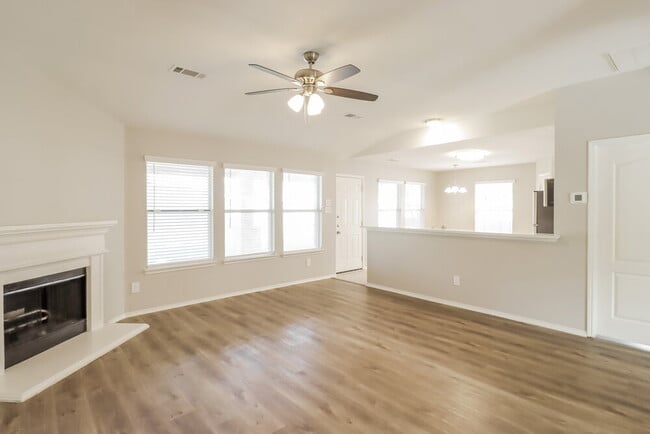 Photo - 3113 Lighthouse Dr