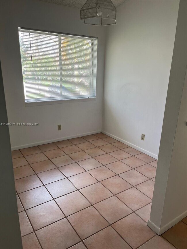 Photo - 6500 Chasewood Dr Unidad G