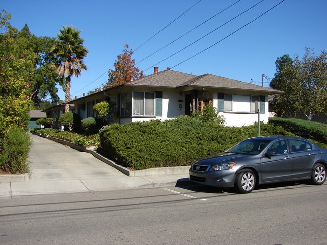 213 Spring st. - NO AVAILABILITY - 213 Spring st. - NO AVAILABILITY