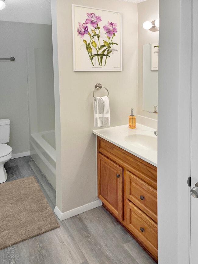 Meadowbrook Village Apartments For Rent in Gardner, MA