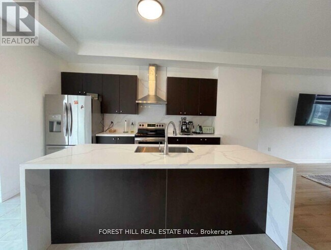 Photo - 10 John Greene Ln