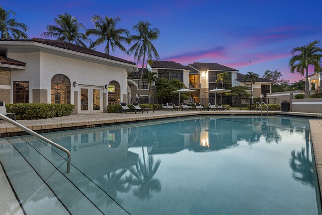 Photo - Alvista Hollywood