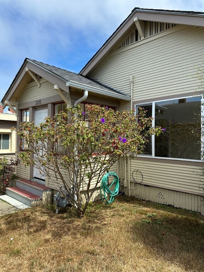 Photo - Charming 1 Bed, 1 Bath Cottage – Detached Garage + Sunroom!