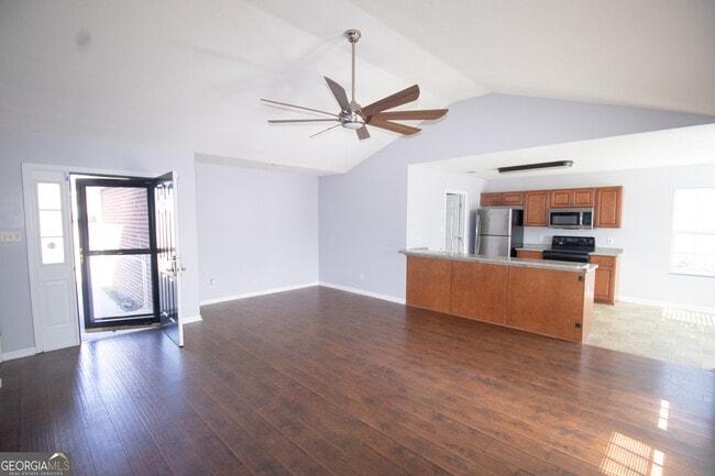 Photo - 8002 Ponderosa Pine Ave