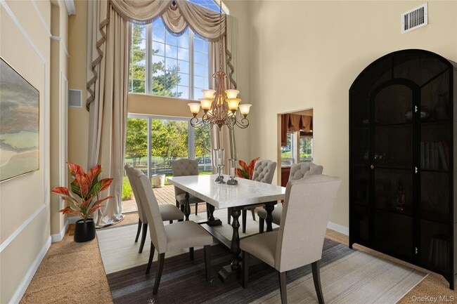 Photo - 169 Hamlet Dr