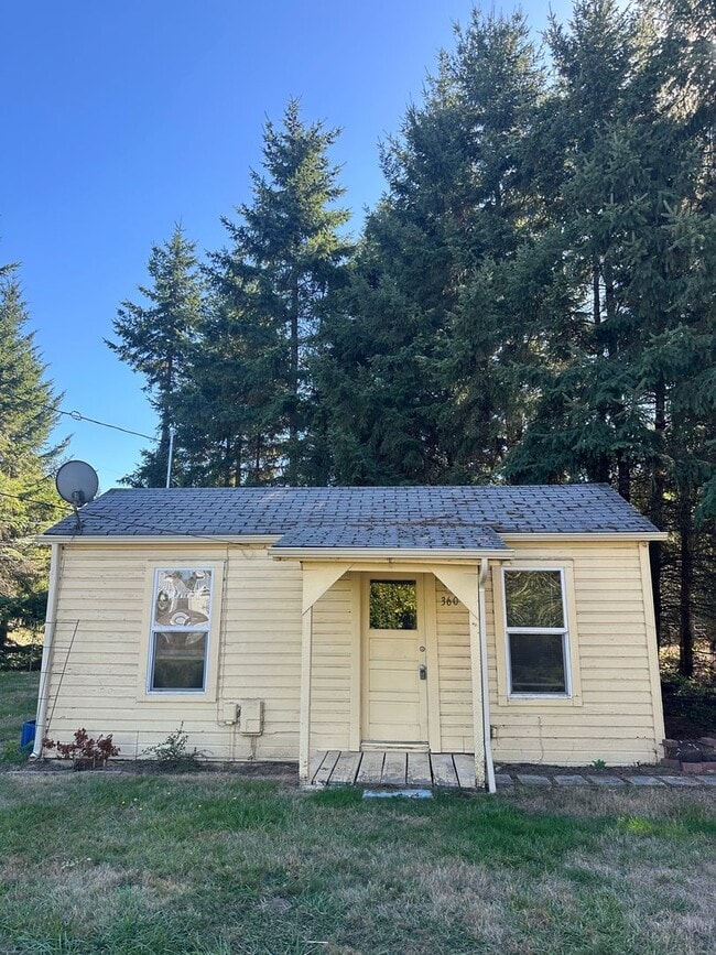 Building Photo - 360 SW Cummings Ave Rental