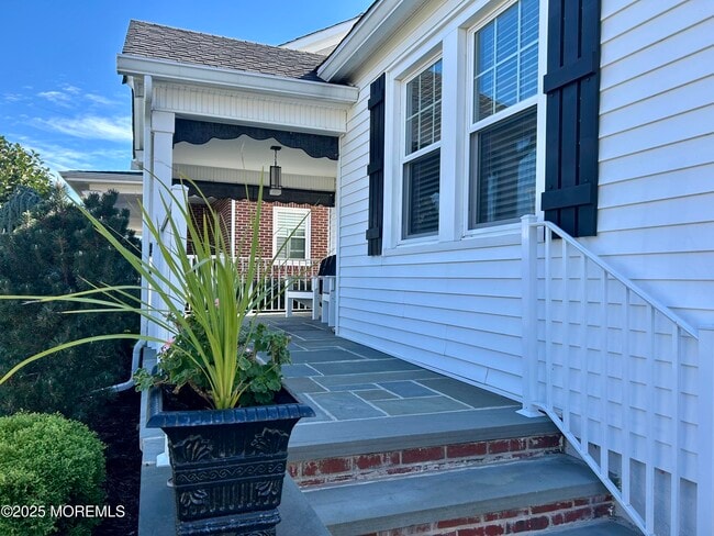 Photo - 303 Evergreen Ave