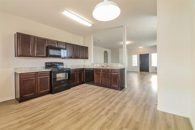 Photo - 2806 Red Head Pl