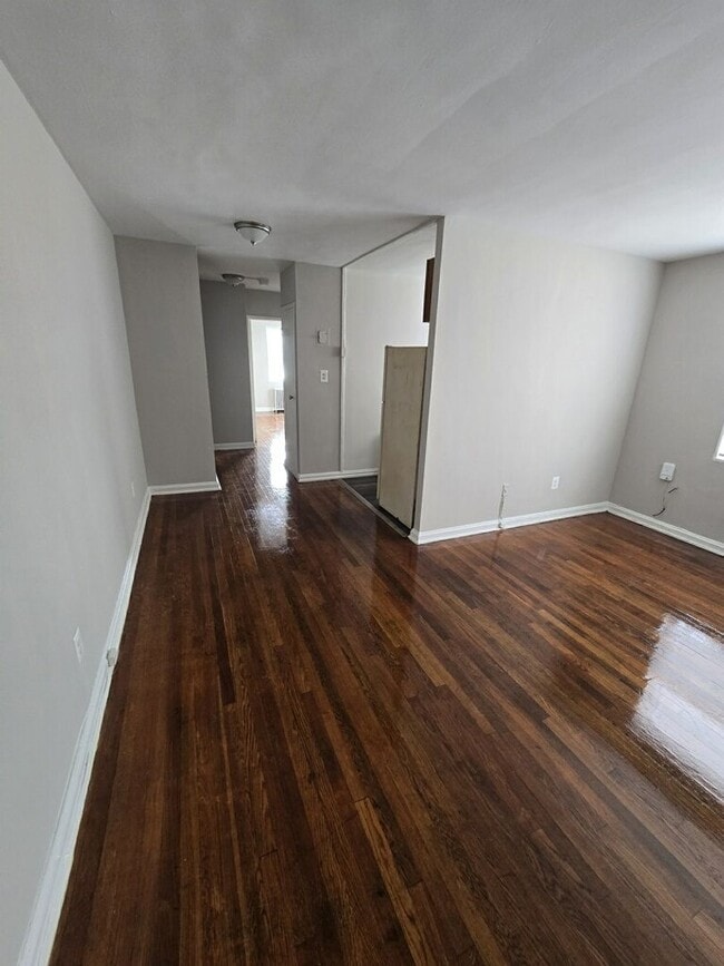 Photo - 214 KENILWORTH AVE NE