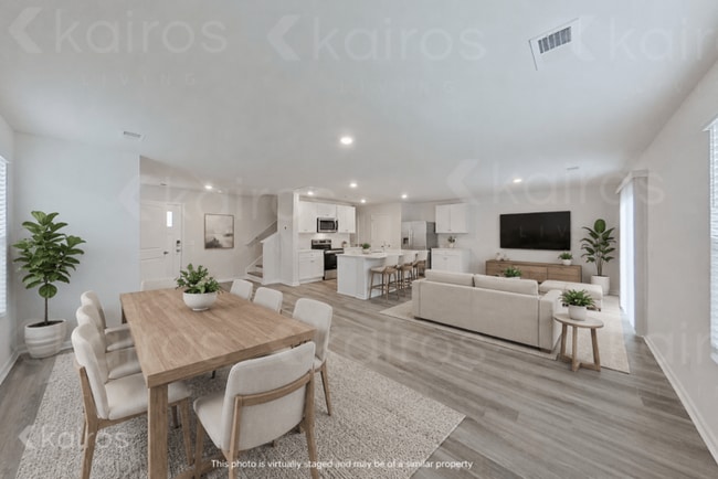 Photo - 133 Overstreet Way