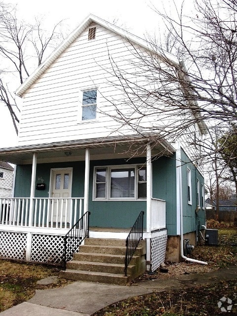 Building Photo - 609 W Market St Rental