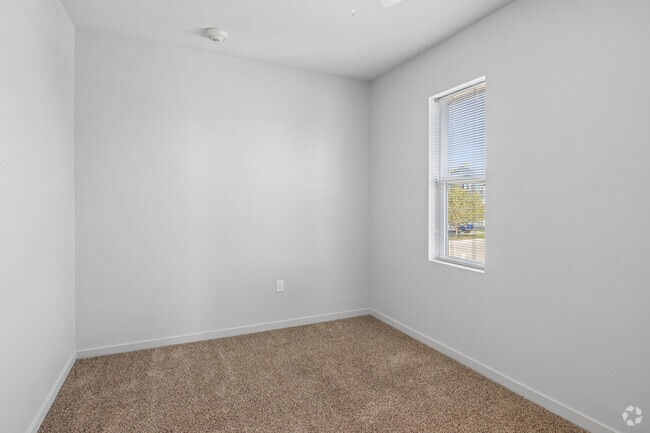 2B 2BR, 2BA - 832SF - Second Bedroom