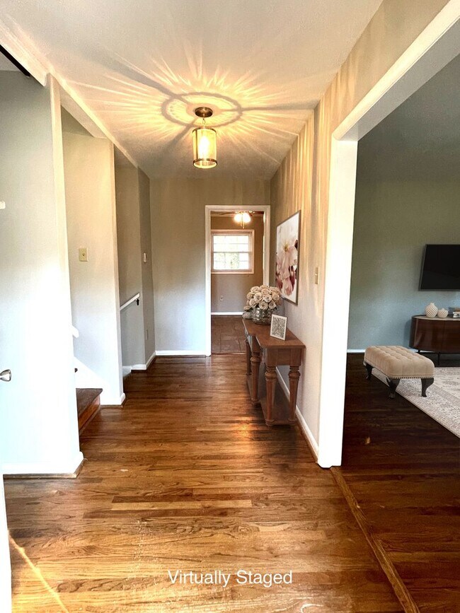 Photo - Five Points - 4br Home FOR RENT