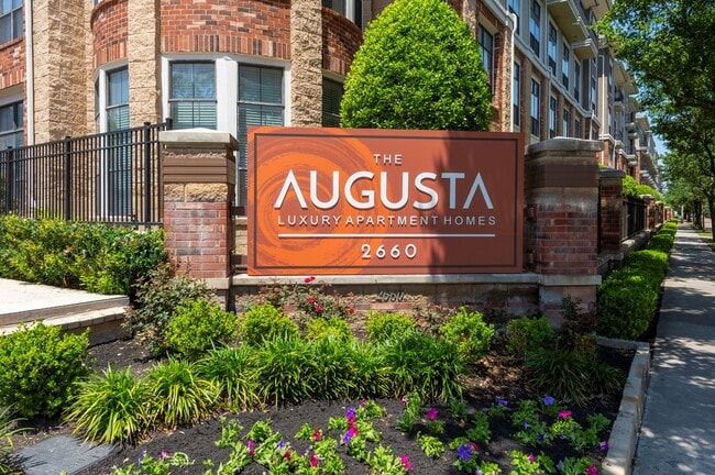 Building Photo - The Augusta