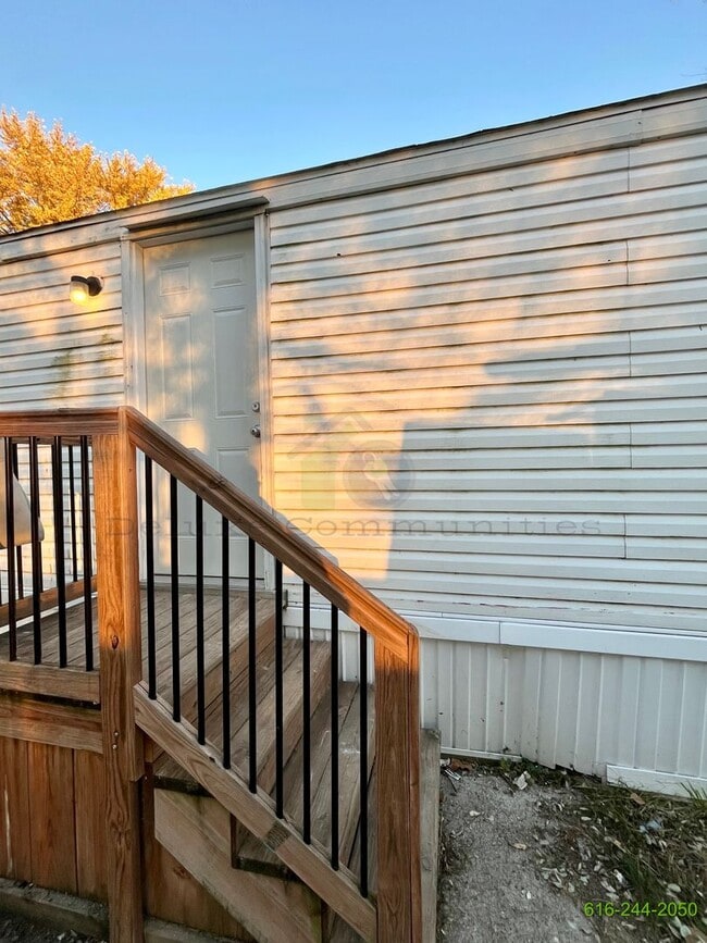 Photo - 3 Bedroom Mobile Home! Available NOW! Midd...