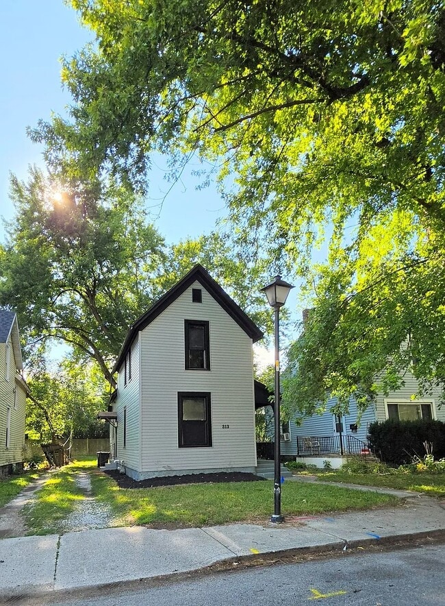 Photo - 313 Greenwood Ave