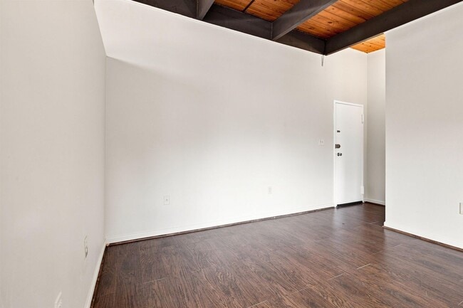 3419 University Blvd W Unit 303
