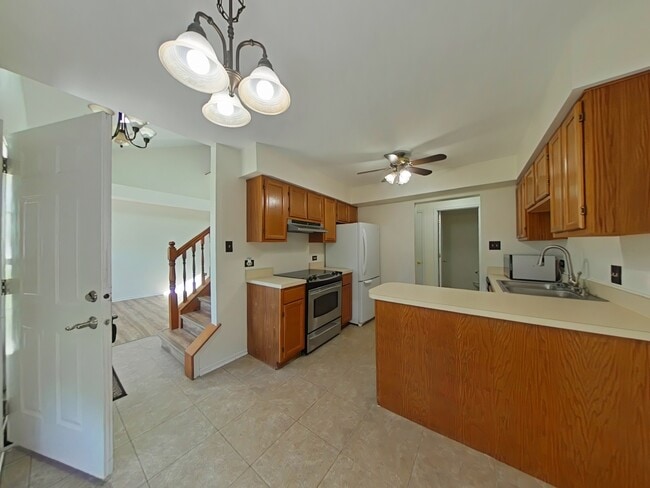 Photo - 3524 Willowview Ct