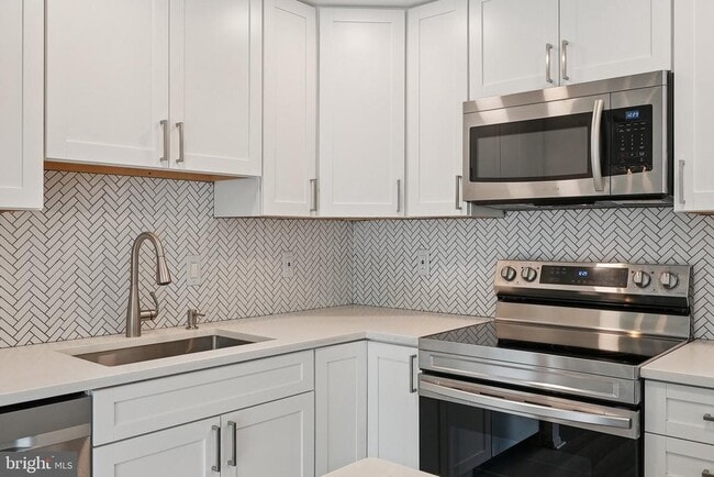 Photo - 6300 Stevenson Ave Unit 503