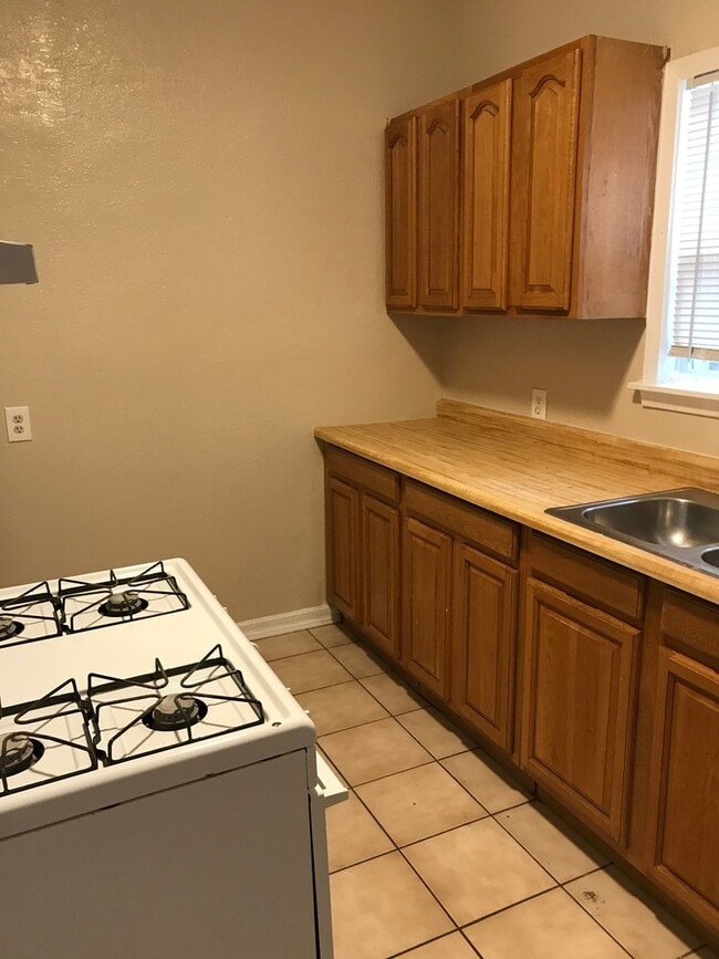 Photo - 01856 Unit T2