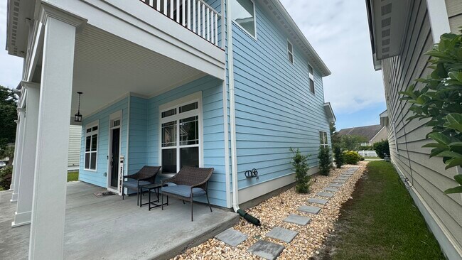 Photo - 68 Heritage Pky