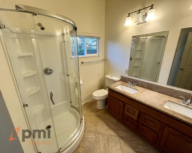 Photo - 4br / 2ba Home with Modern Comforts and Pr...