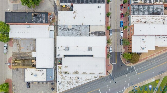 Photo - 207 E Broadway Unit A