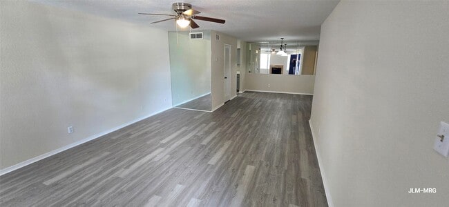 Photo - 9700 Leawood Blvd Unit 406